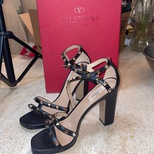 Valentino Garavani Sandal